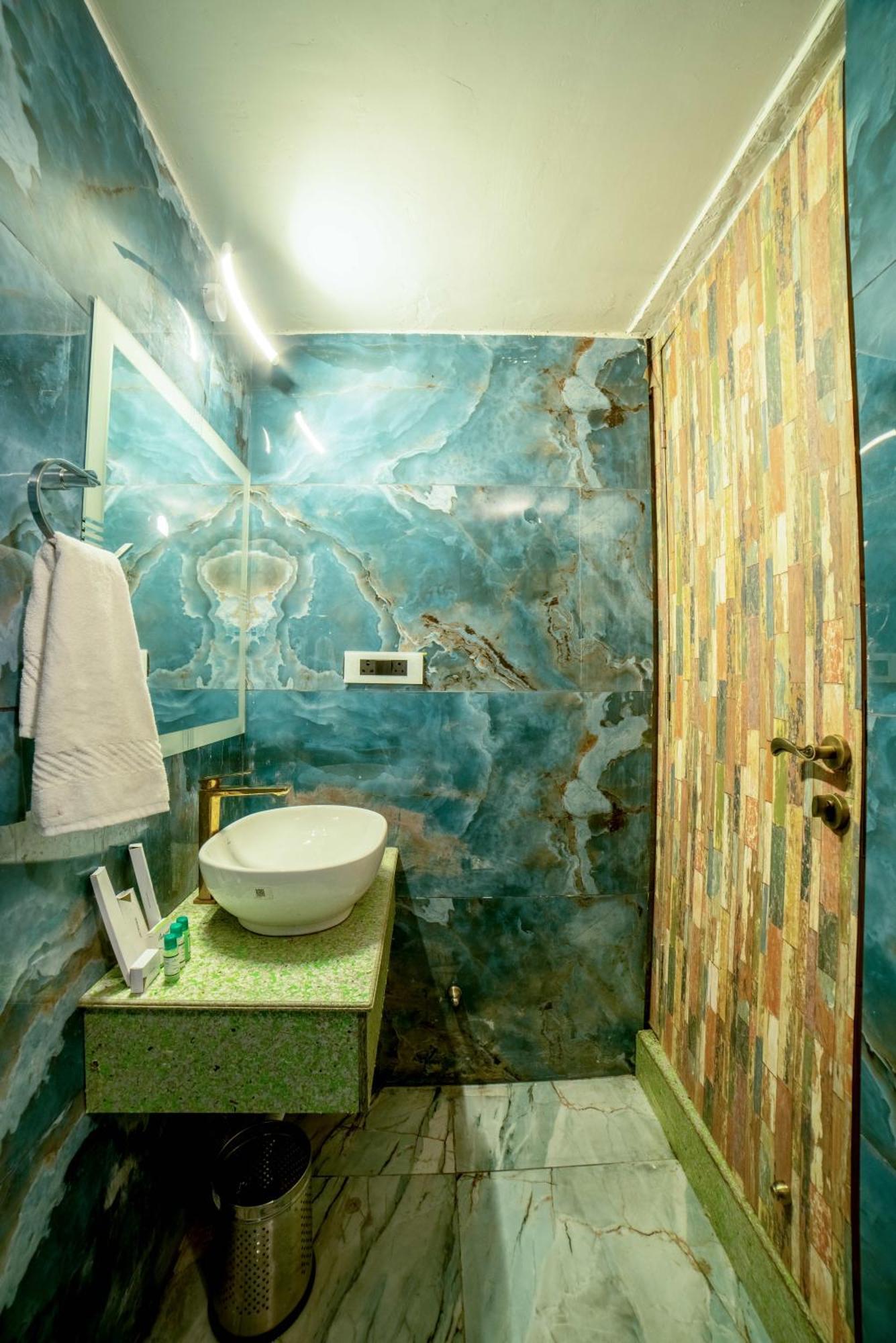 Mudras Grove Resort, Nainital Extérieur photo